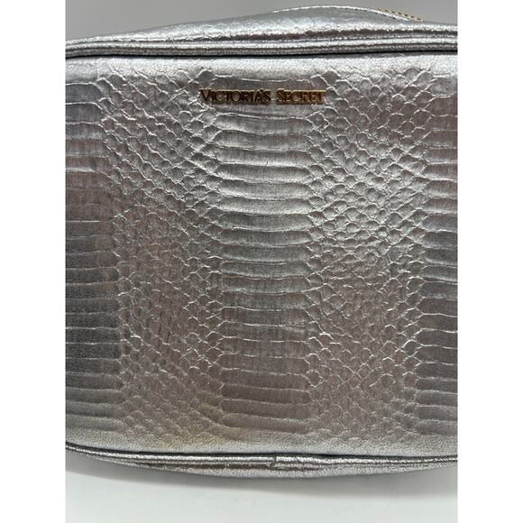 Victoria's Secret Handbag Crossbody Purse Silver Gold Chain Strap Tassel Snake - Picture 2 of 9